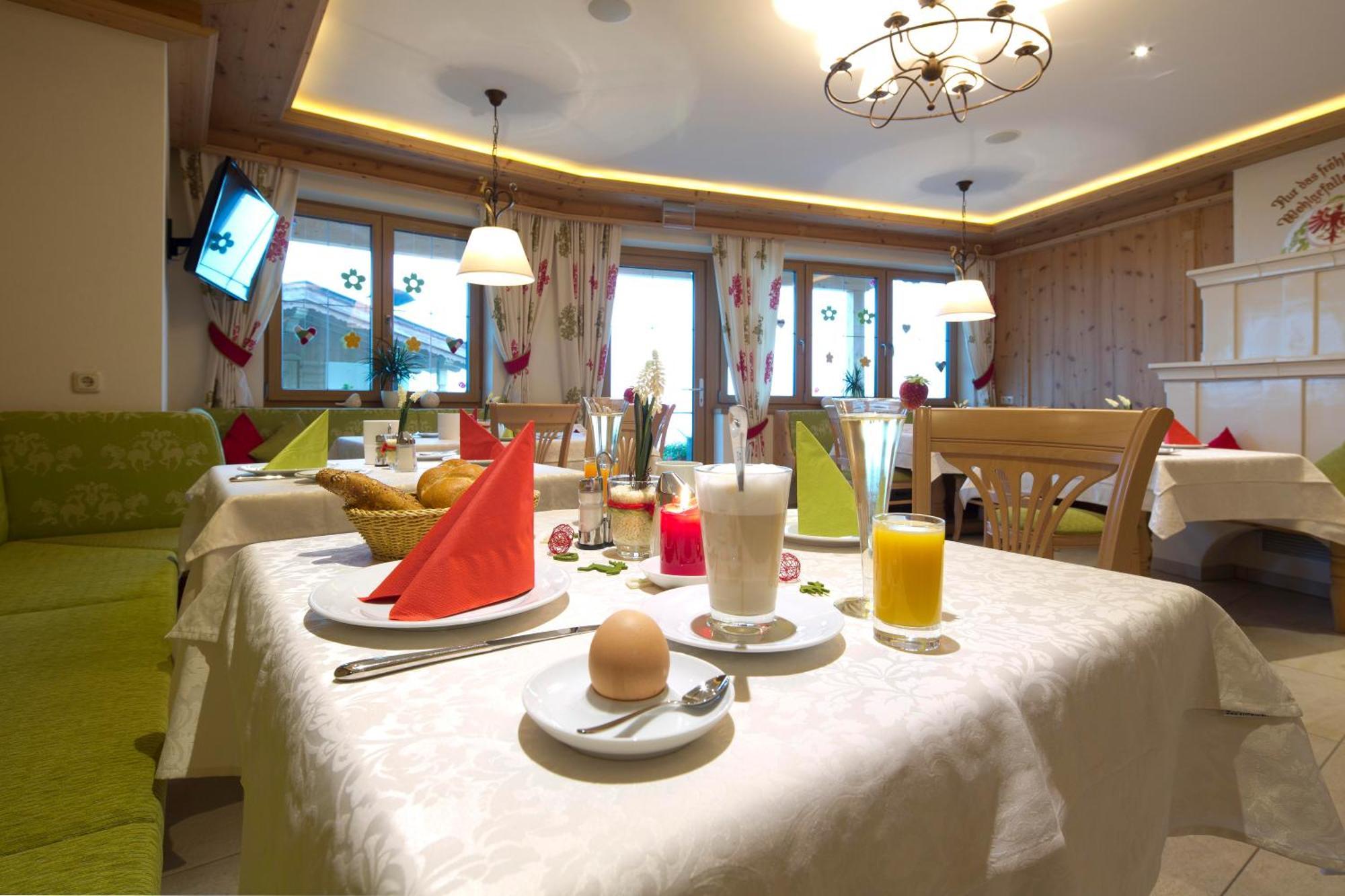 Hotel Garni Bavaria Элльмау Экстерьер фото