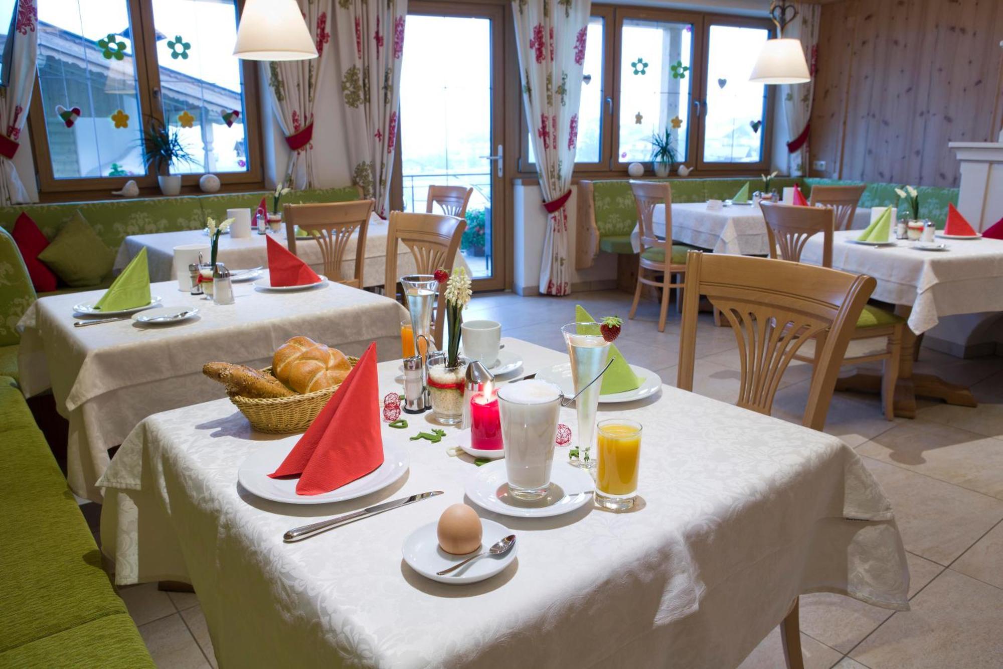 Hotel Garni Bavaria Элльмау Экстерьер фото